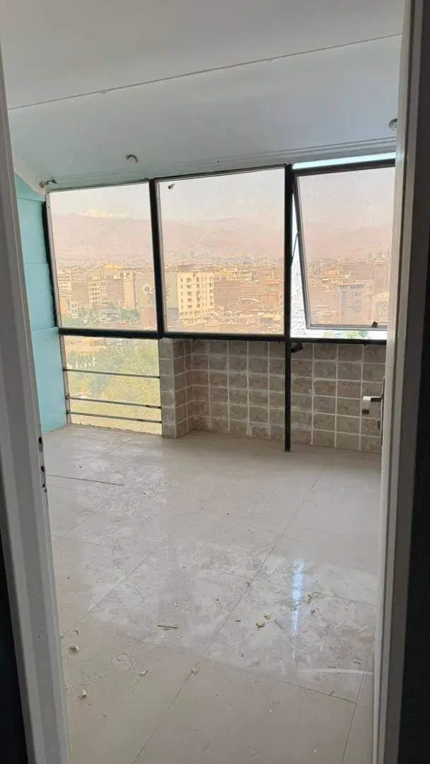 دفتر کار اشتراکی 4 نفره