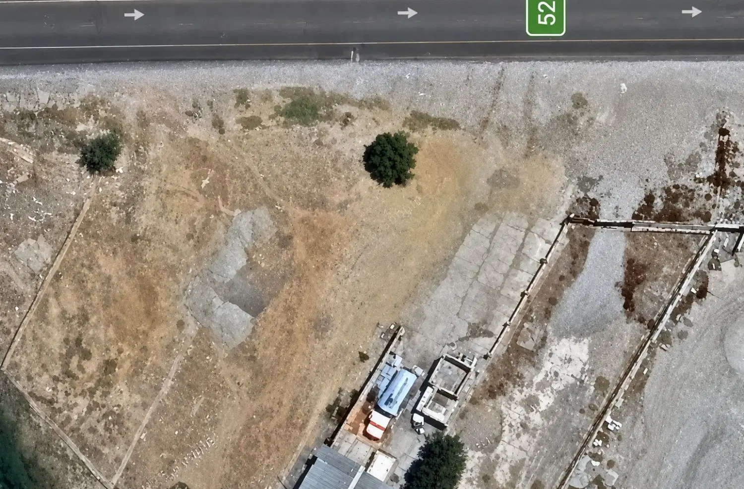 فروش زمین تجاری بر جاده اصلی