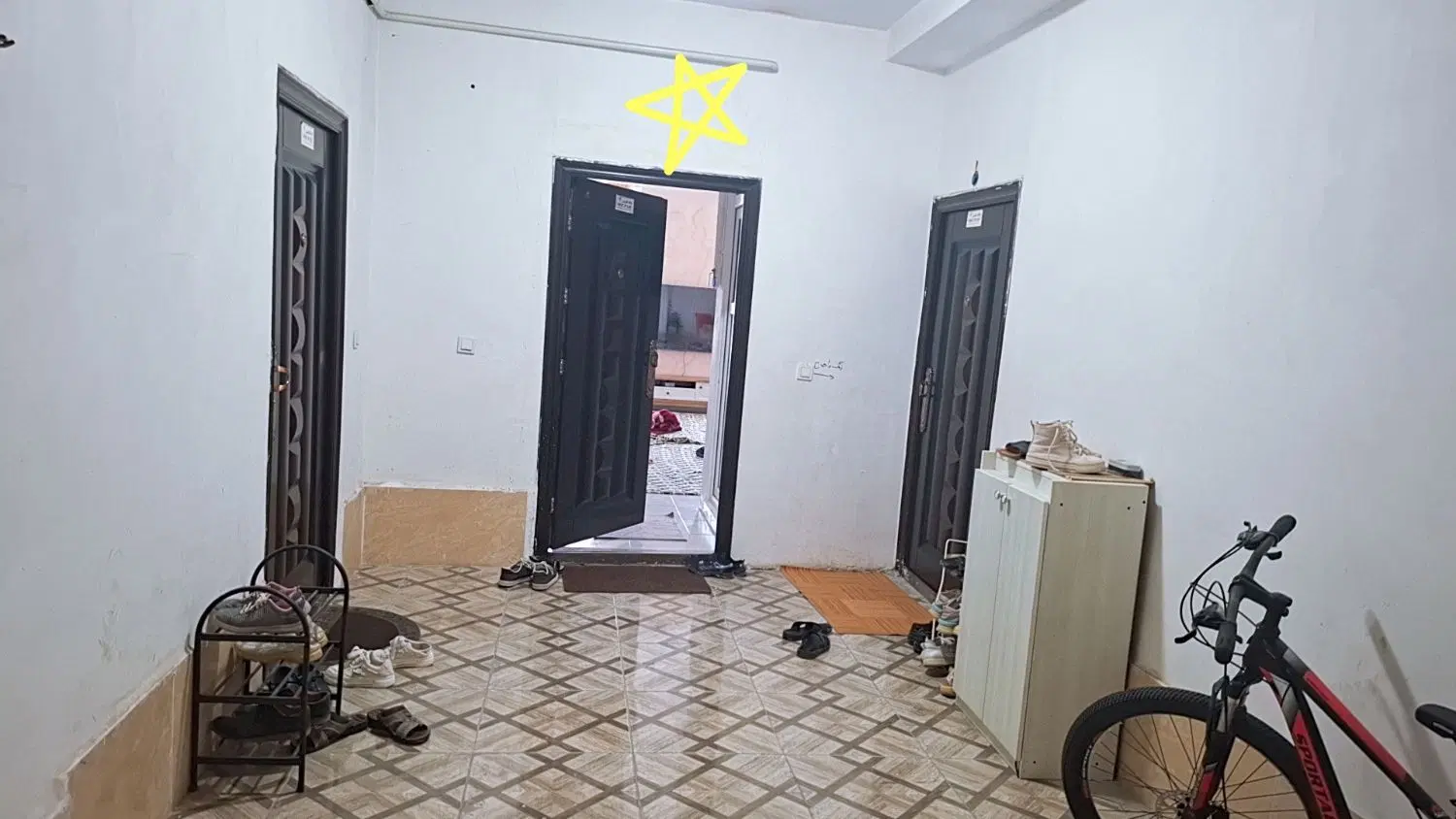 فروش واحد مسکونی ۹۵ متری بر اصلی بلوار بهشتی