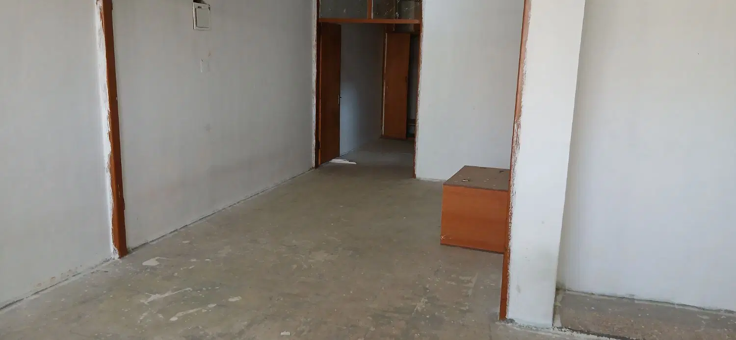 رهن کامل خانه ۷۵ متری طبقه بالا