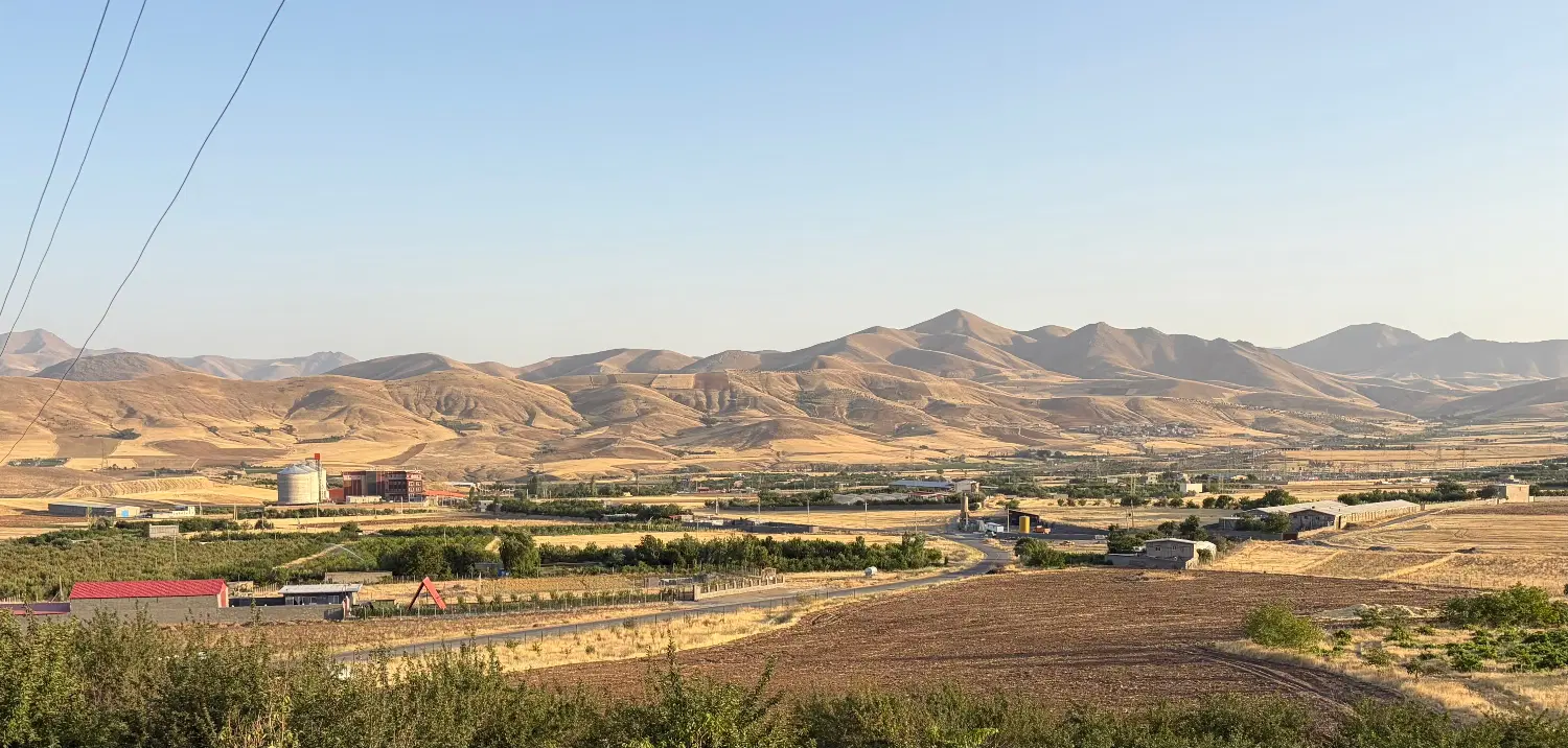 فروش زمین ۲هکتاری سند تک‌برگ