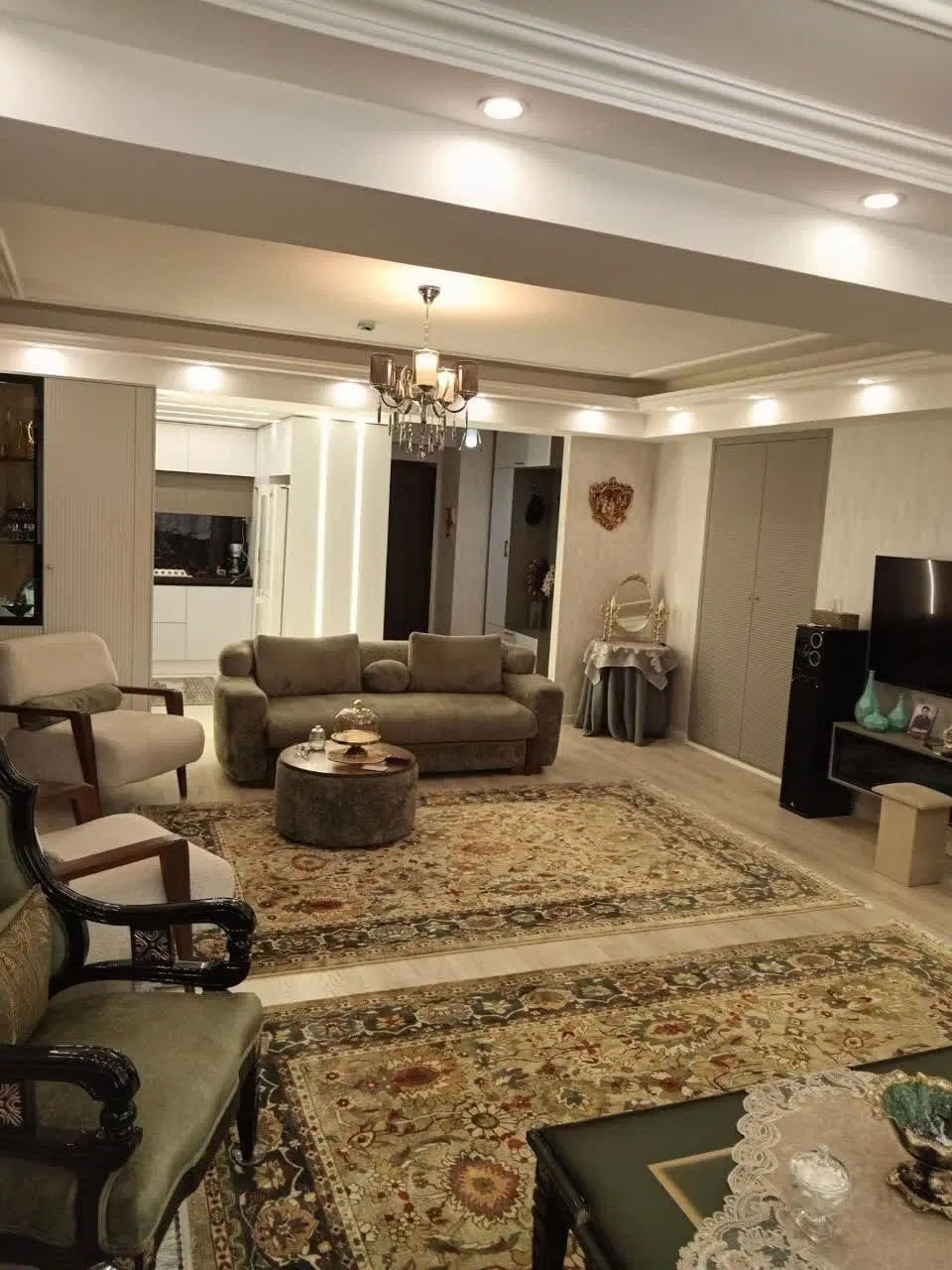 آپارتمان به متراژ 115 متر واقع در کوی نصر