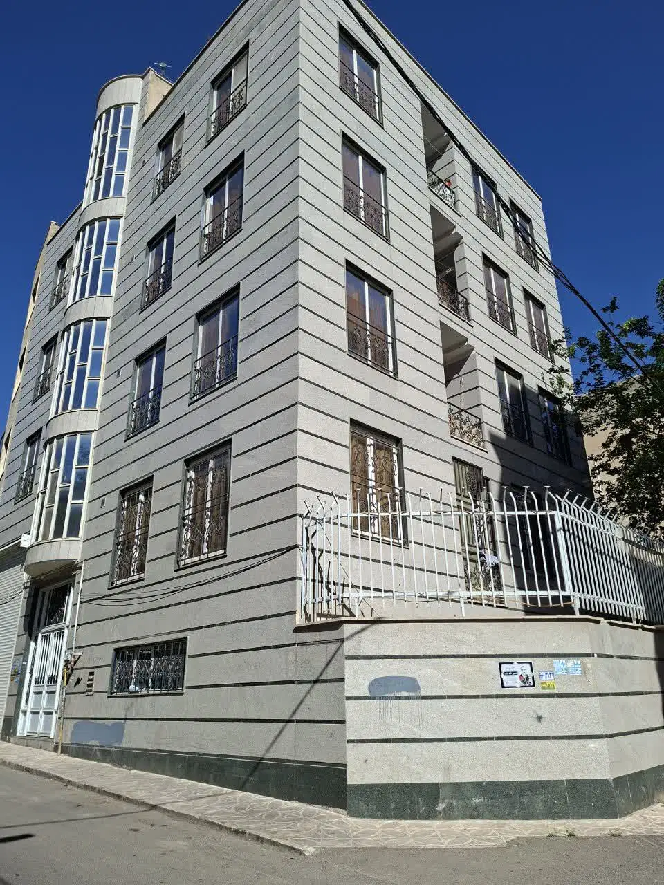 ۱۲۶متر،تک واحدی سه خواب