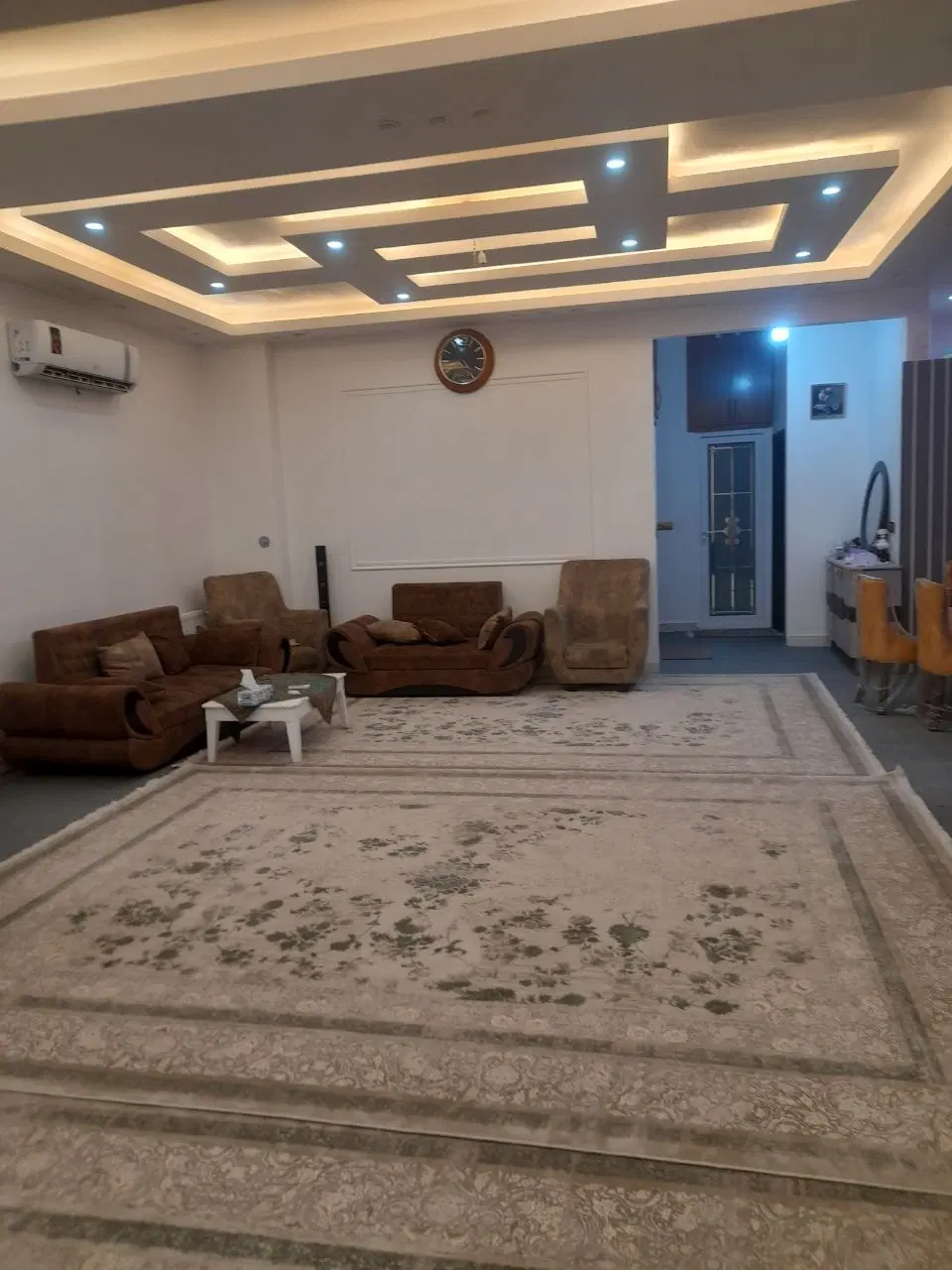 غدیرشهر__دوطبقه فول معاوضه با لب 40متری سپاه
