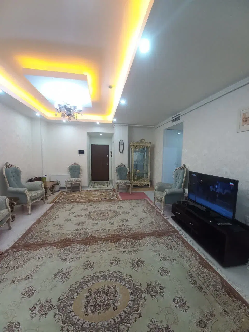 آپارتمان 94متری لوازم نوساز