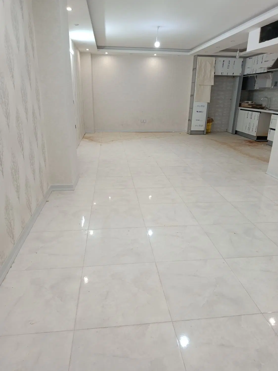 فروش آپارتمان ۱۱۰متری ۲خوابه در شهرک سیمرغ