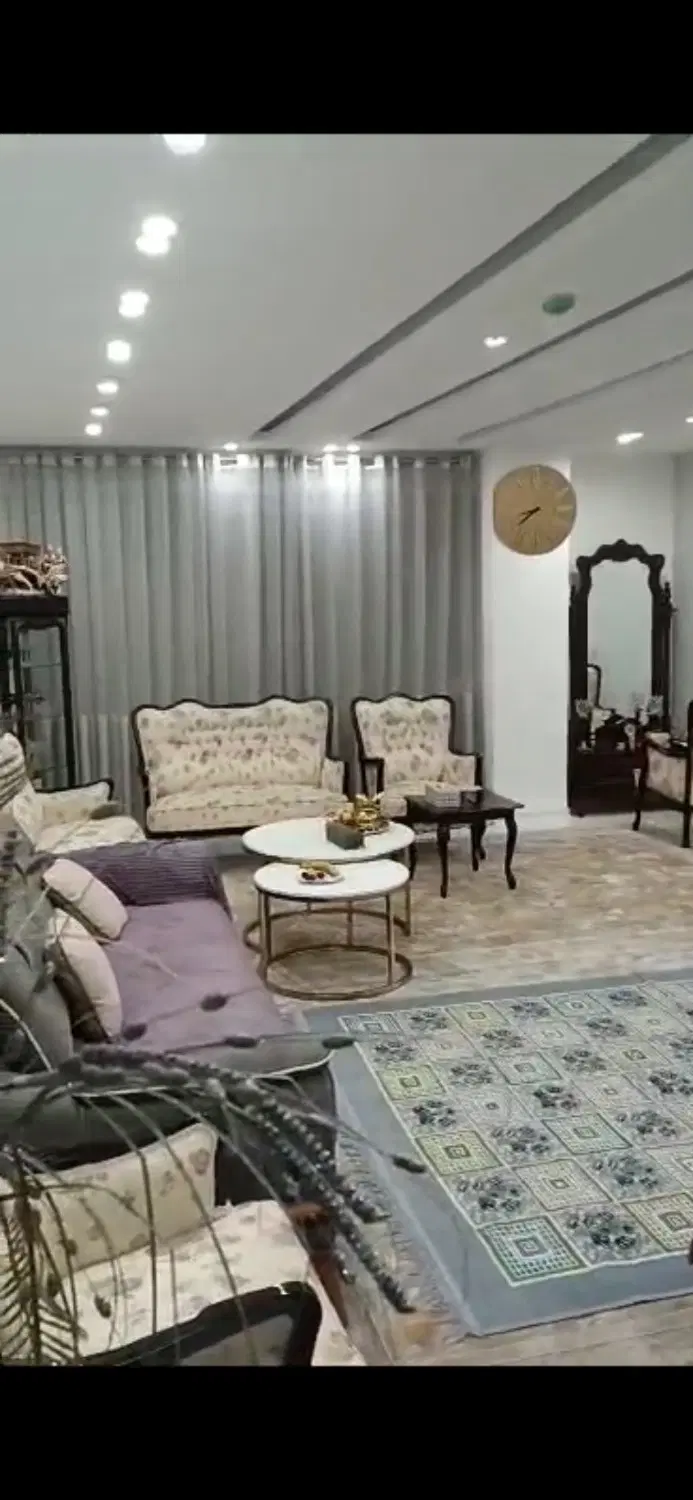فروش یک واحد 3 خواب بر خیابان اصلی آزادگان