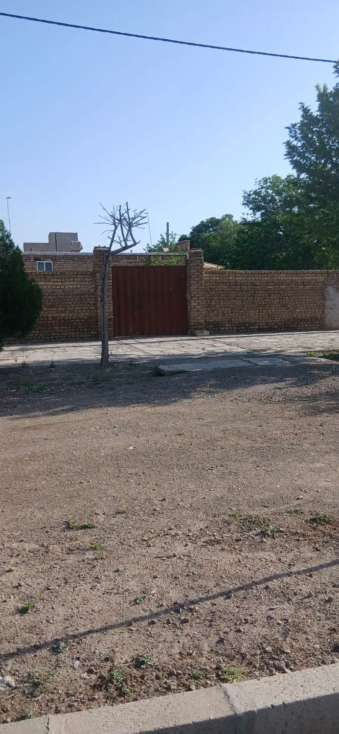 زمین مسکونی وتجاری