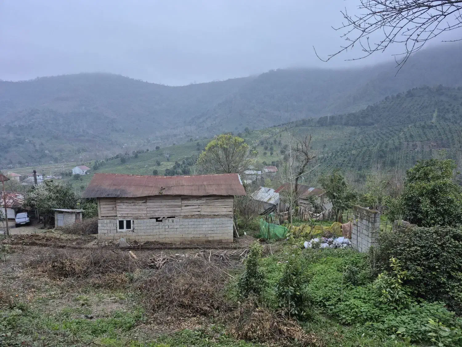 زمین مسکونی