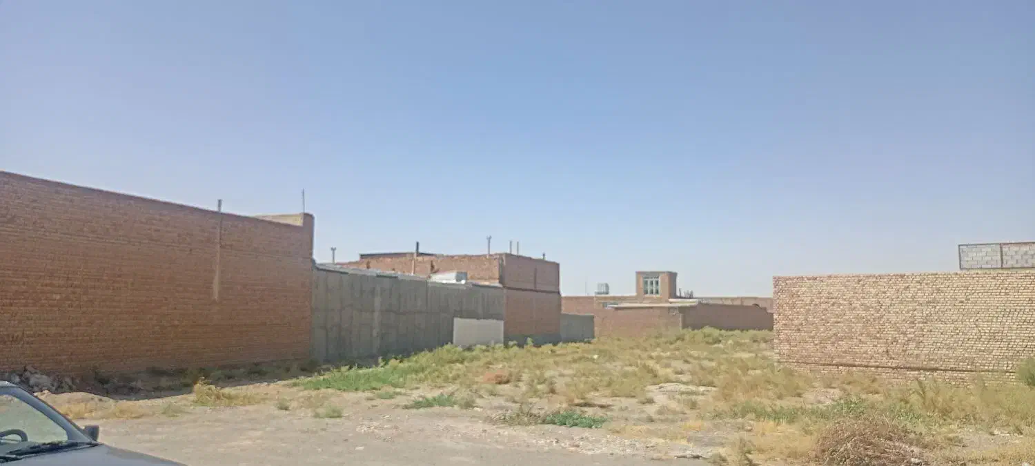 زمین مسکونی
