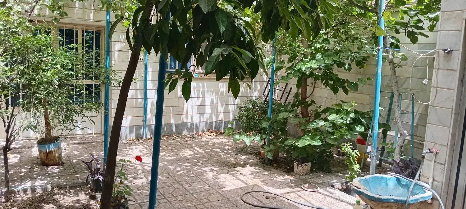 ۹۰ متر طبقه سوم