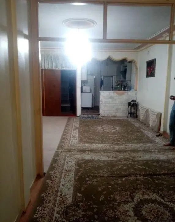 آپارتمان ۴ طبقه عبدل آباد