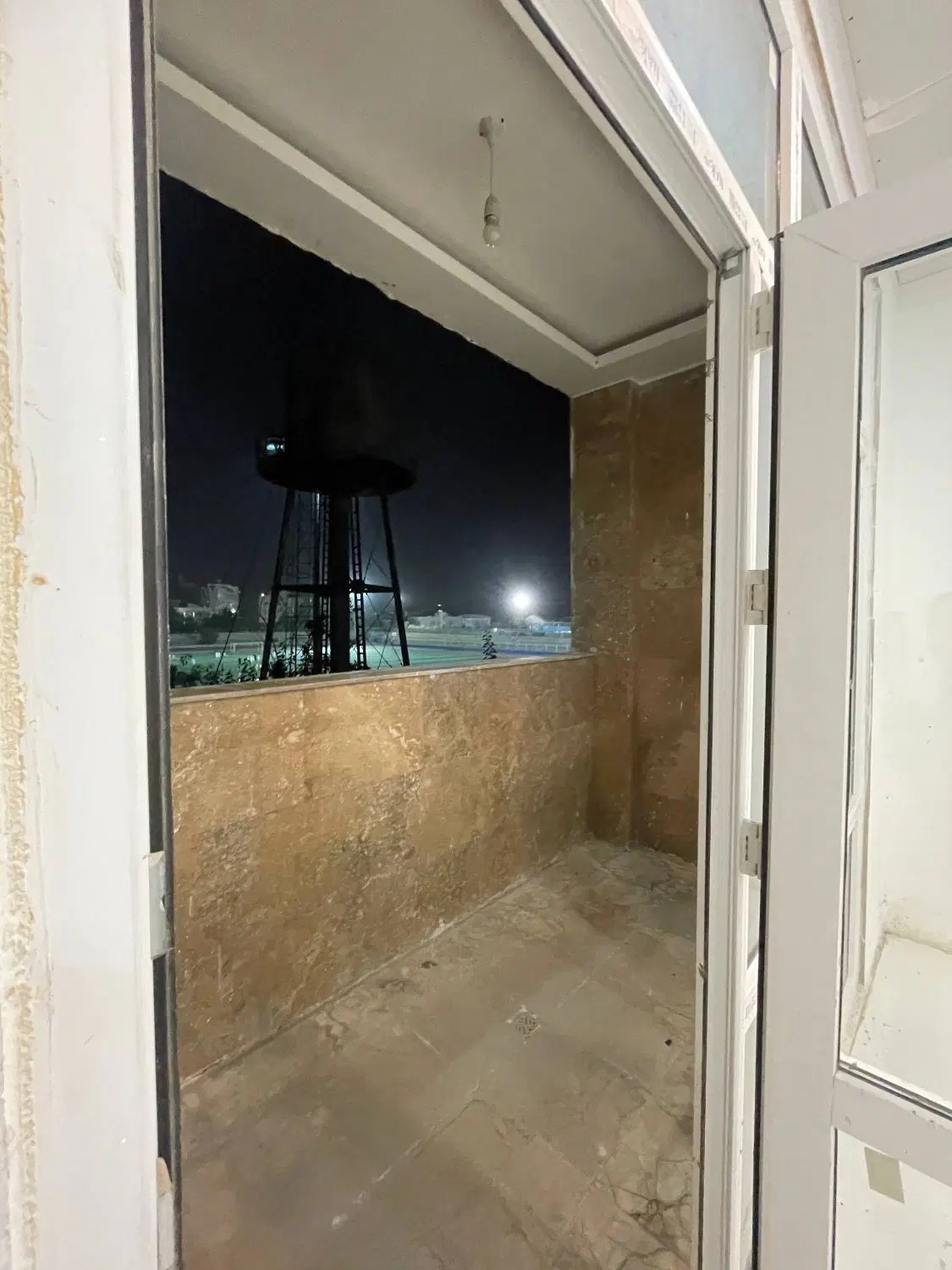 آپارتمان فول و صفر واقع در سناباد