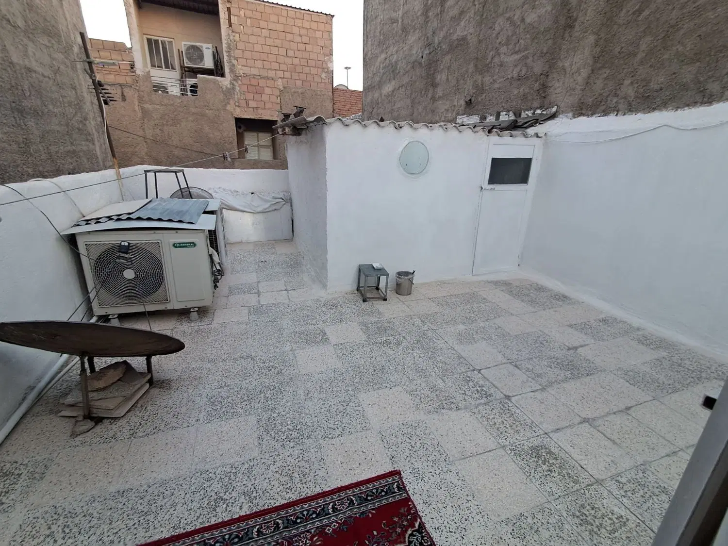 فروش خانه ویلایی دربست دوطبقه ونیم
