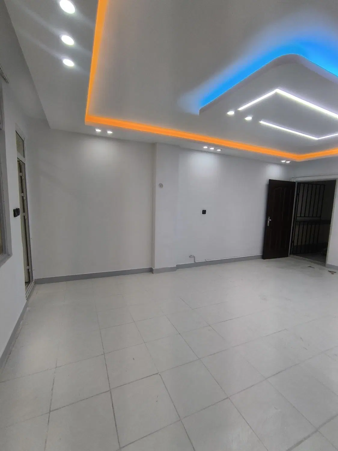 فروش آپارتمان ۷۵متری بحر خیابان