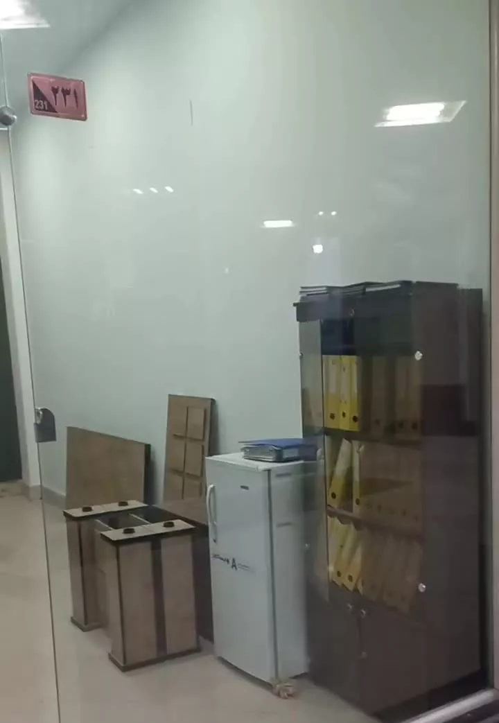 تجاری ۲۳ مترمربع