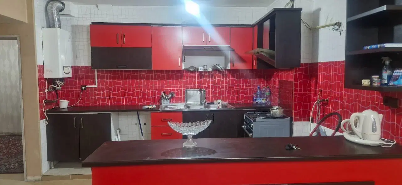 رهن آپارتمان دو خوابه در صدرا فاز1 خیابان فردوسی