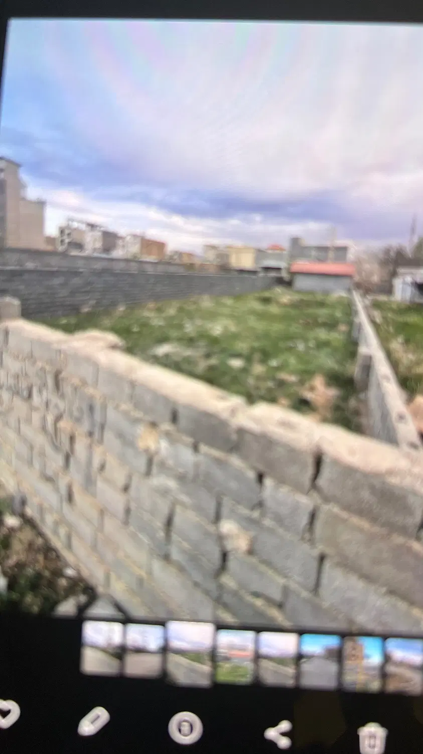 زمین فروشی