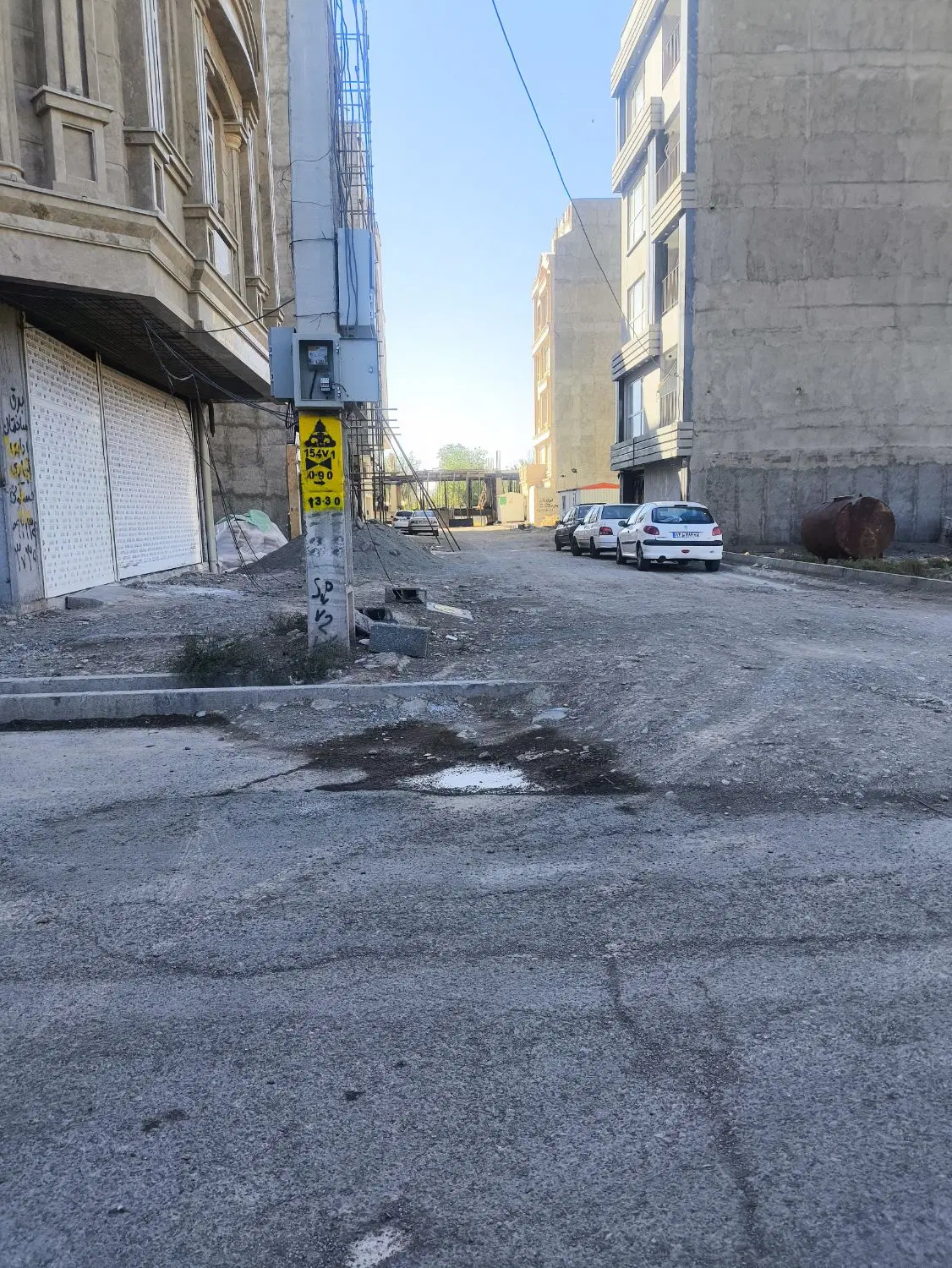 190متر مسکونی مناسب سرمایه گذاری