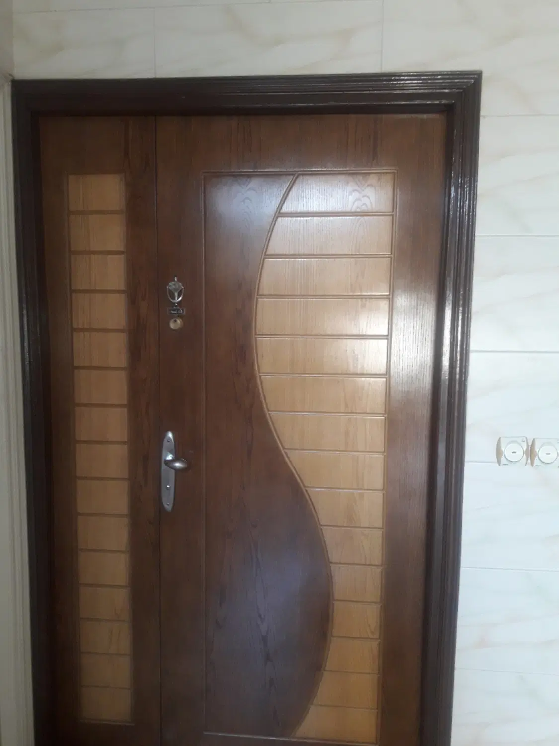 ۹۰متری،۲خواب،خ.نگارستان کوی سامان