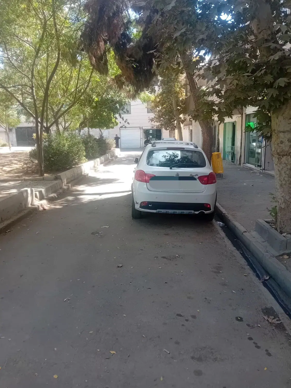 اجاره مغازه ۴۰ متری نزدیک خیابان اصلی_ مسکن خزایی