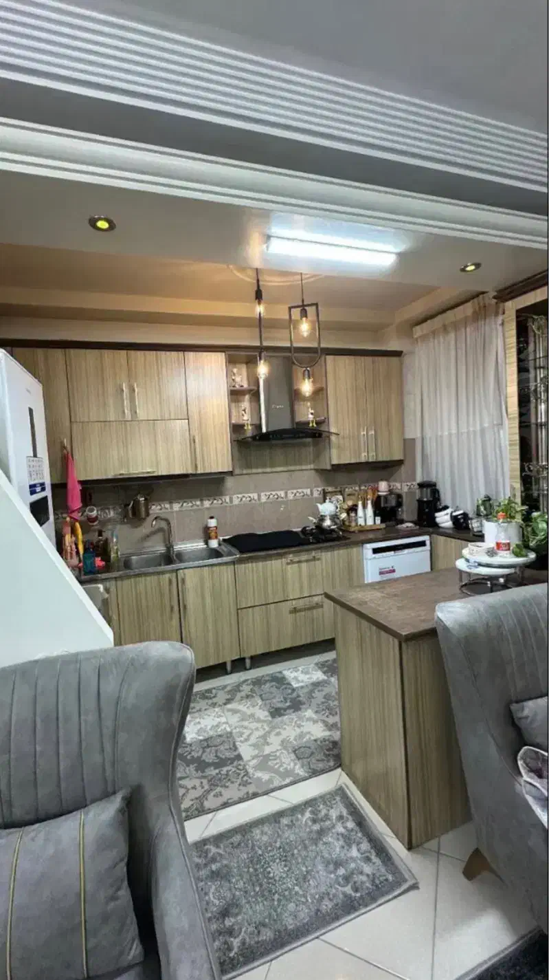 واحد ۴۴ متری ، خوش ساخت و خوش نقشه