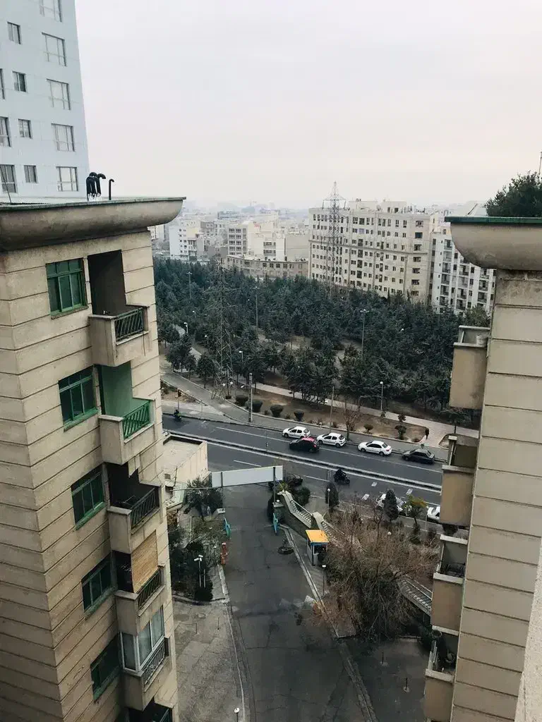 آپارتمان ۹۰ متری دو خوابه محله باغ فیض