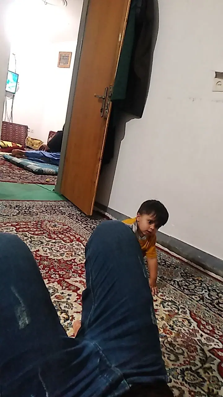 300مترزمین