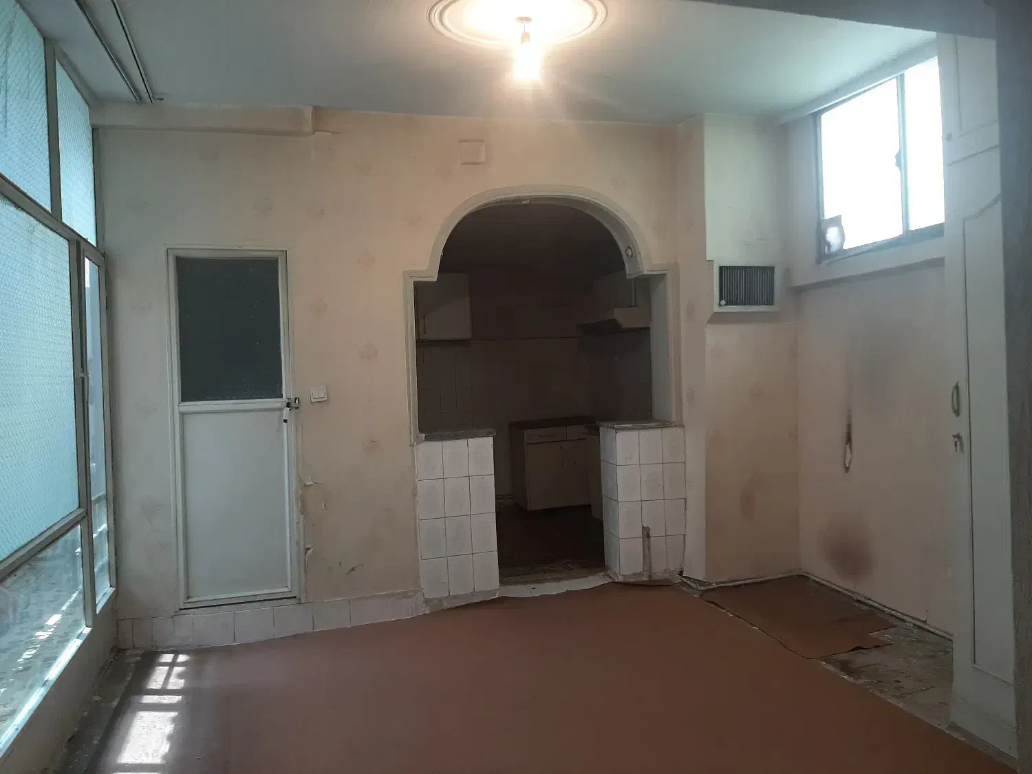 خانه حیاط دار در 2طبقه