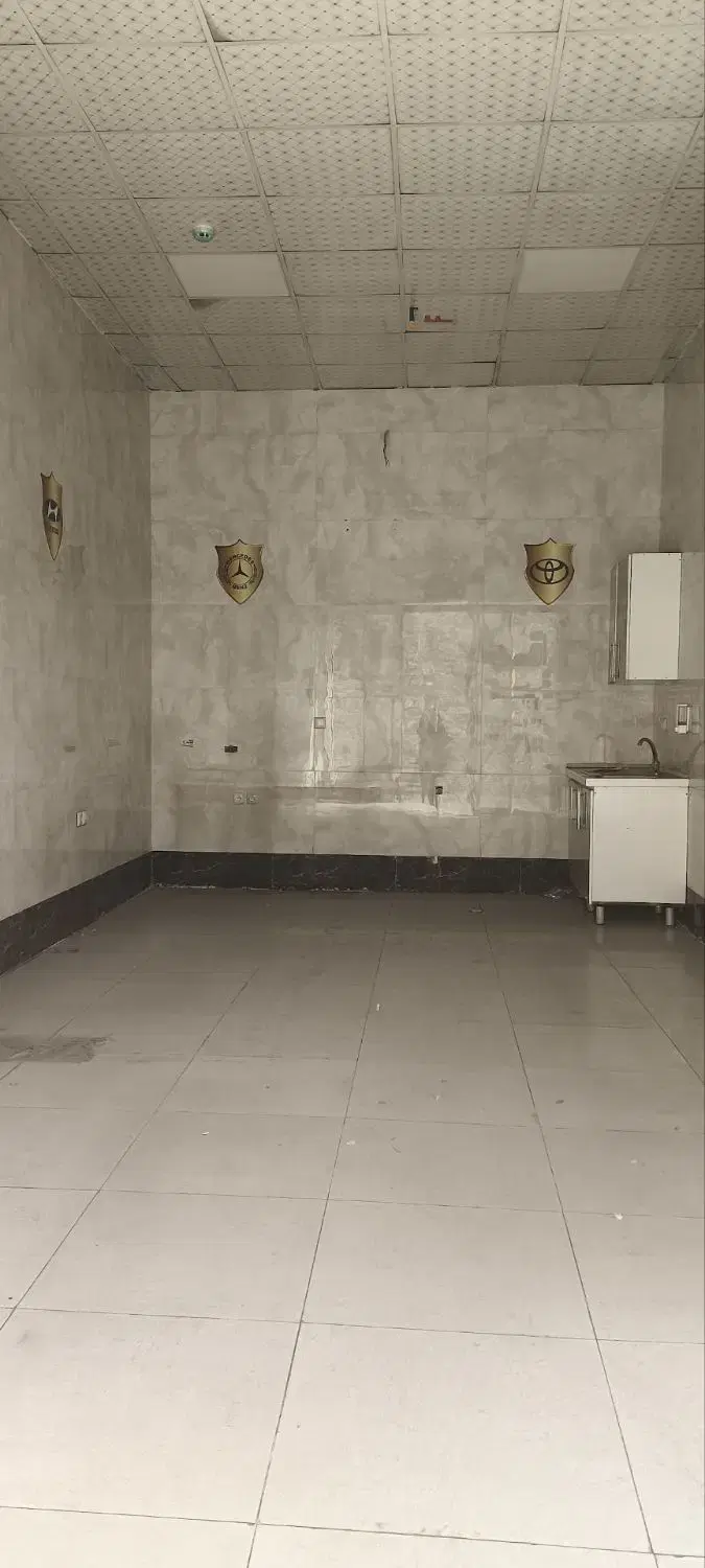 مغازه 32متر