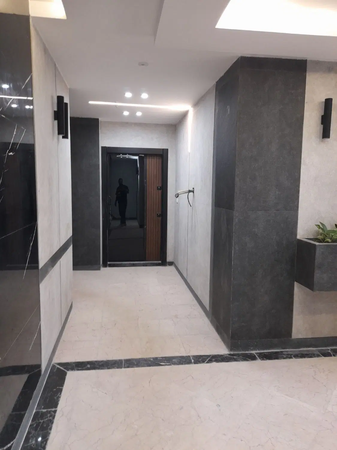 اپارتمان ۱۳۷متری ۳خواب طبقه ۳نوساز۱۸متری زاهد