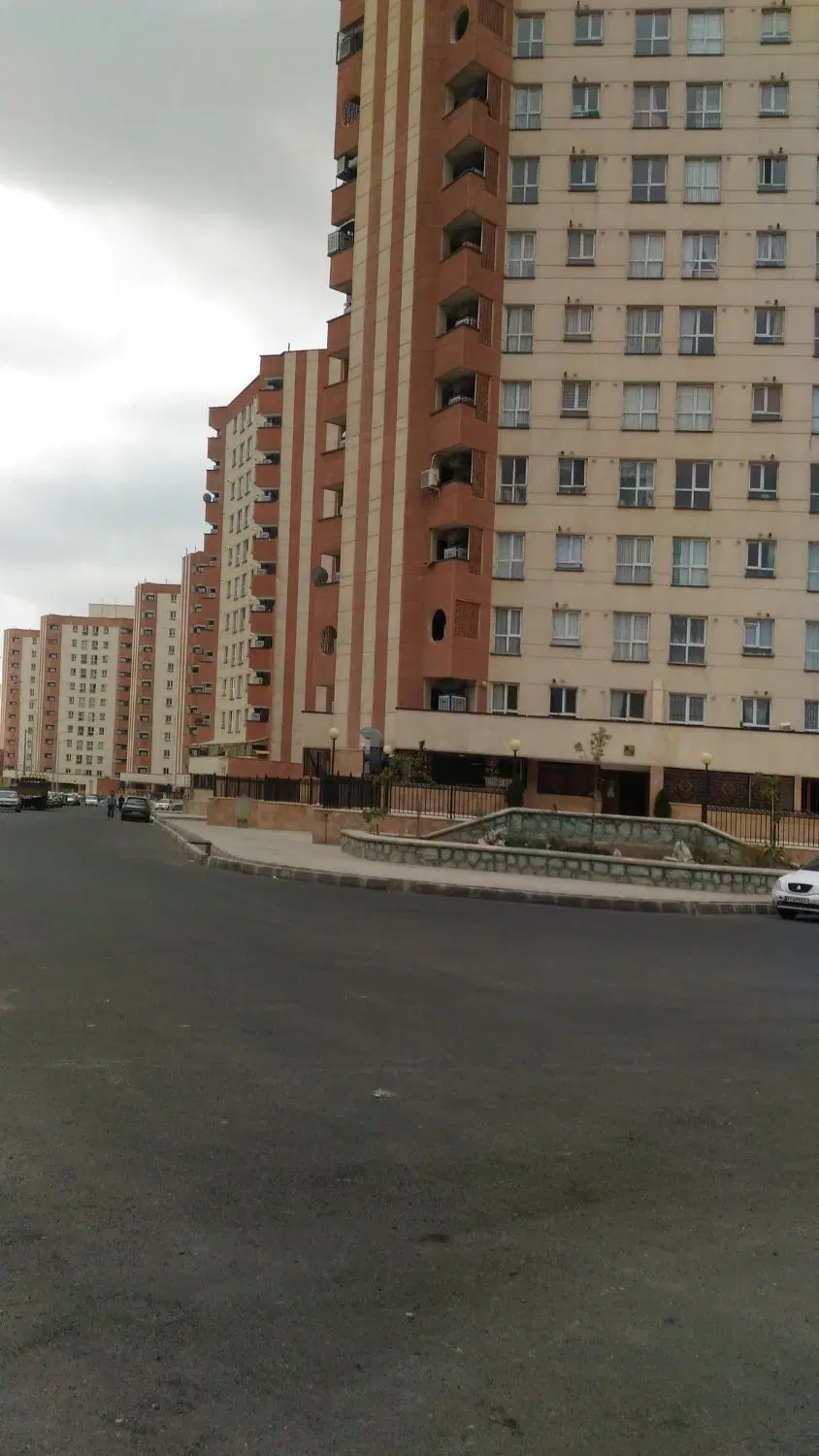 واحد آپارتمان ۸۵متر ۲خواب_ فروش فوری_ فول امکانات