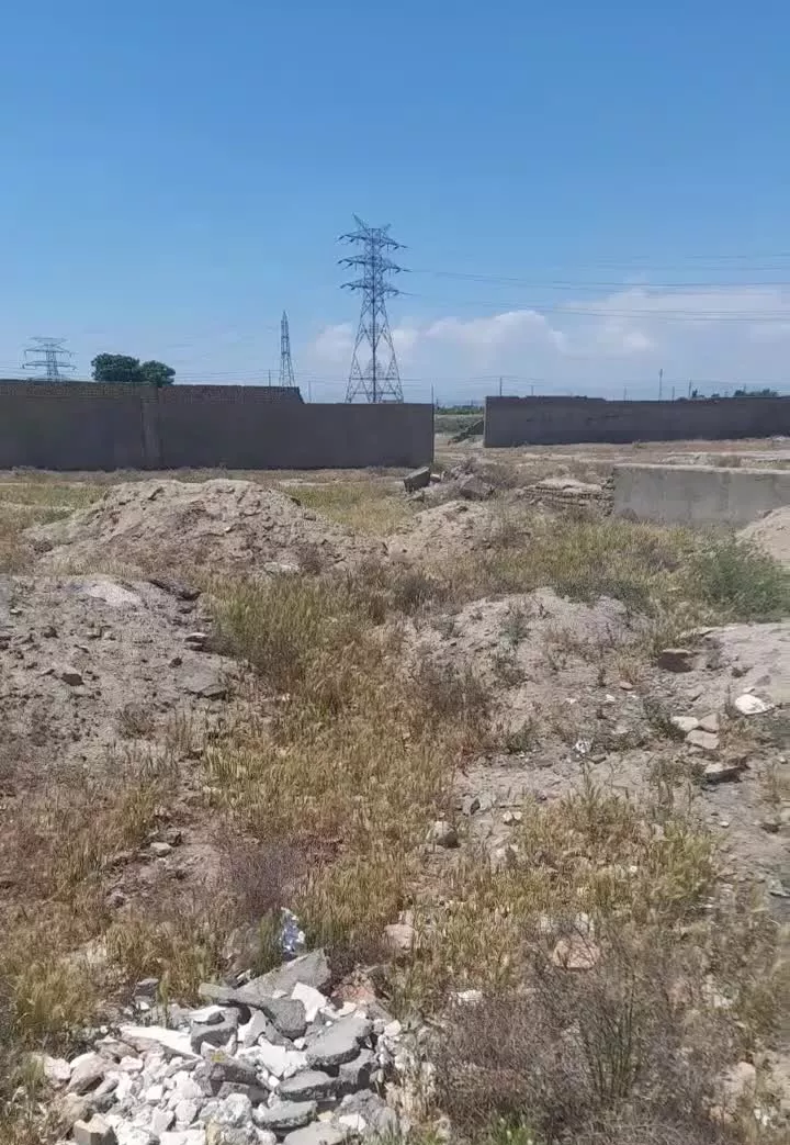 زمین فروشی  دور بر ساخته شود خیابان رو به اسفلت