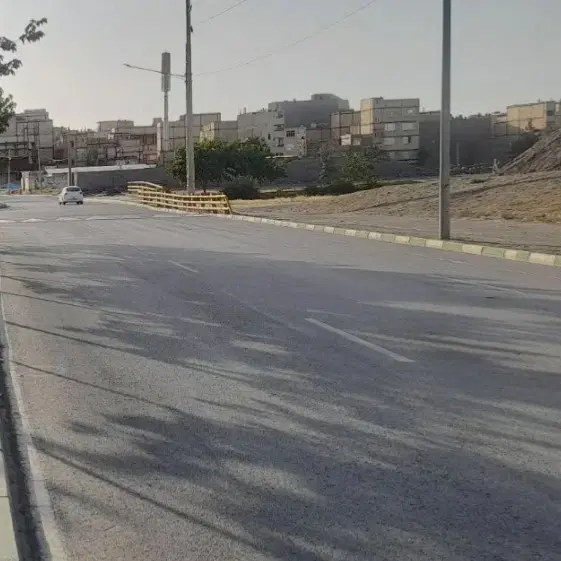 زمین 100 متر حاشیه بلوار کشاورز