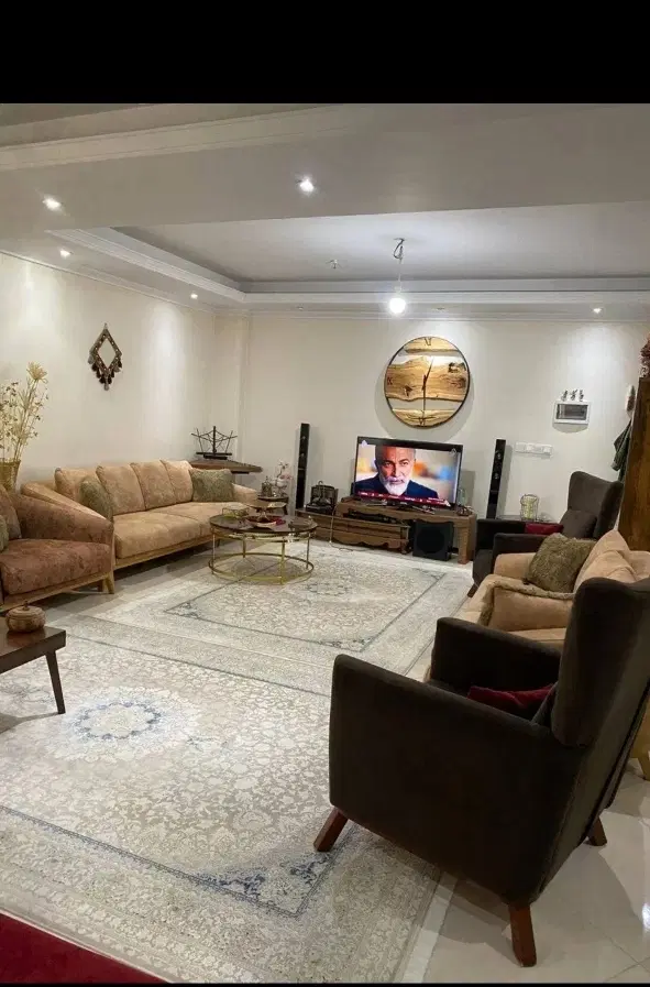 ۸۶ متر نوساز _فول امکانات با نصبیات کامل خوش نقشه