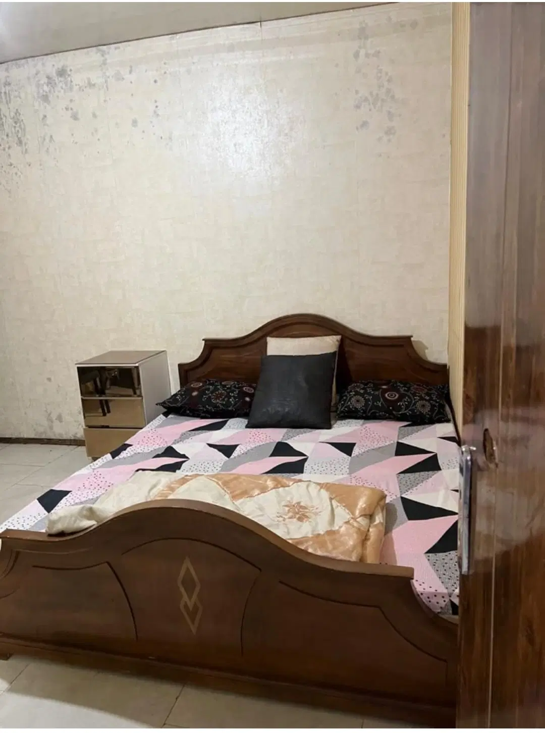 همخونه فقط خ