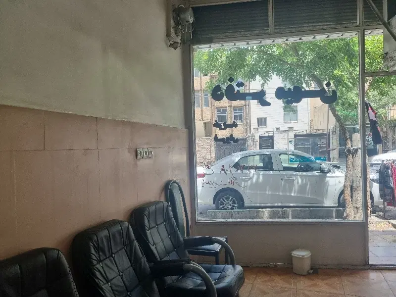 دربستی 2 طبقه پایین کارگاه وبالا مسکونی