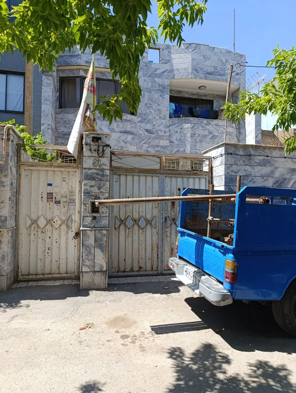 ویلایی184متری‌با46متر تجاری دائم دو معبر