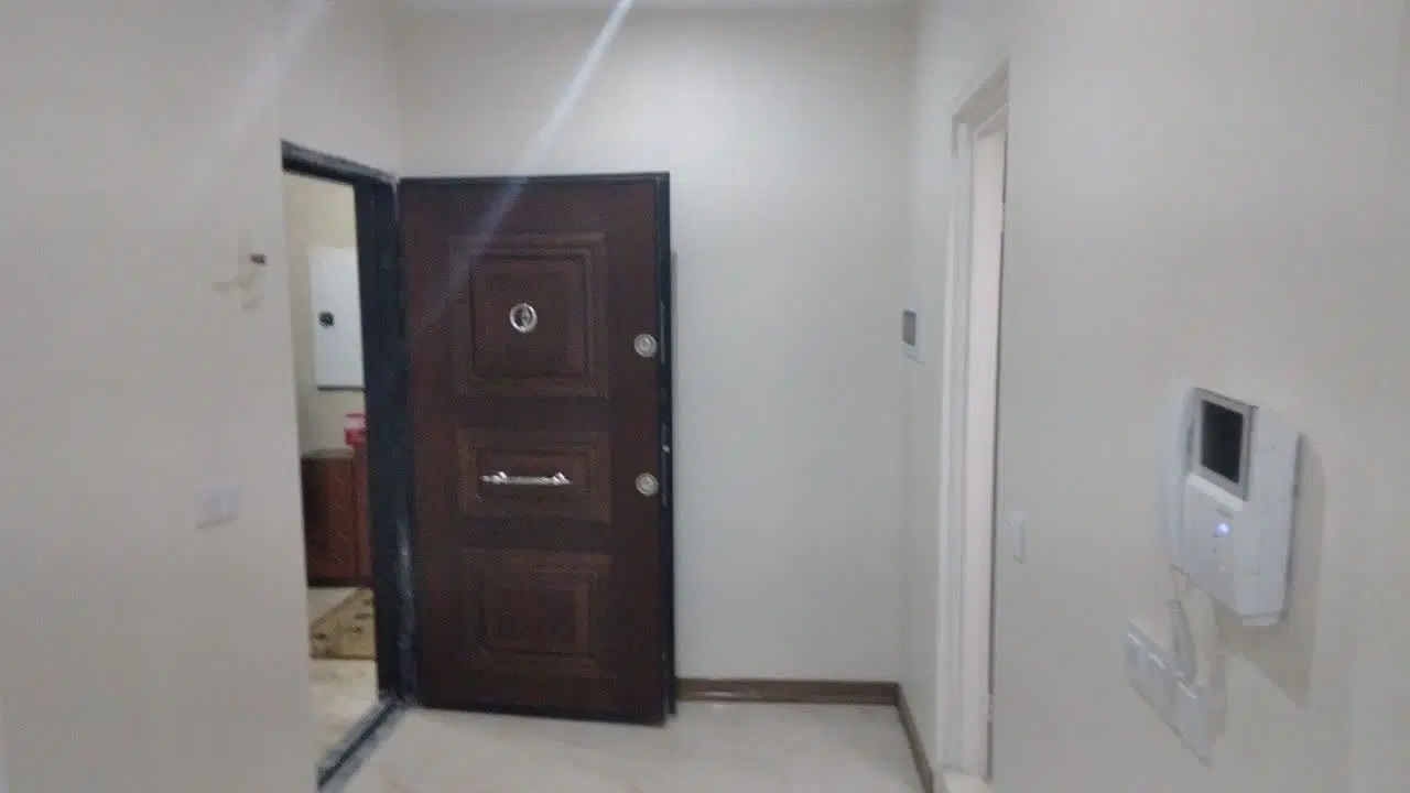 ا‌پارتمان۱۴۵متری رستاخیز تخلیه