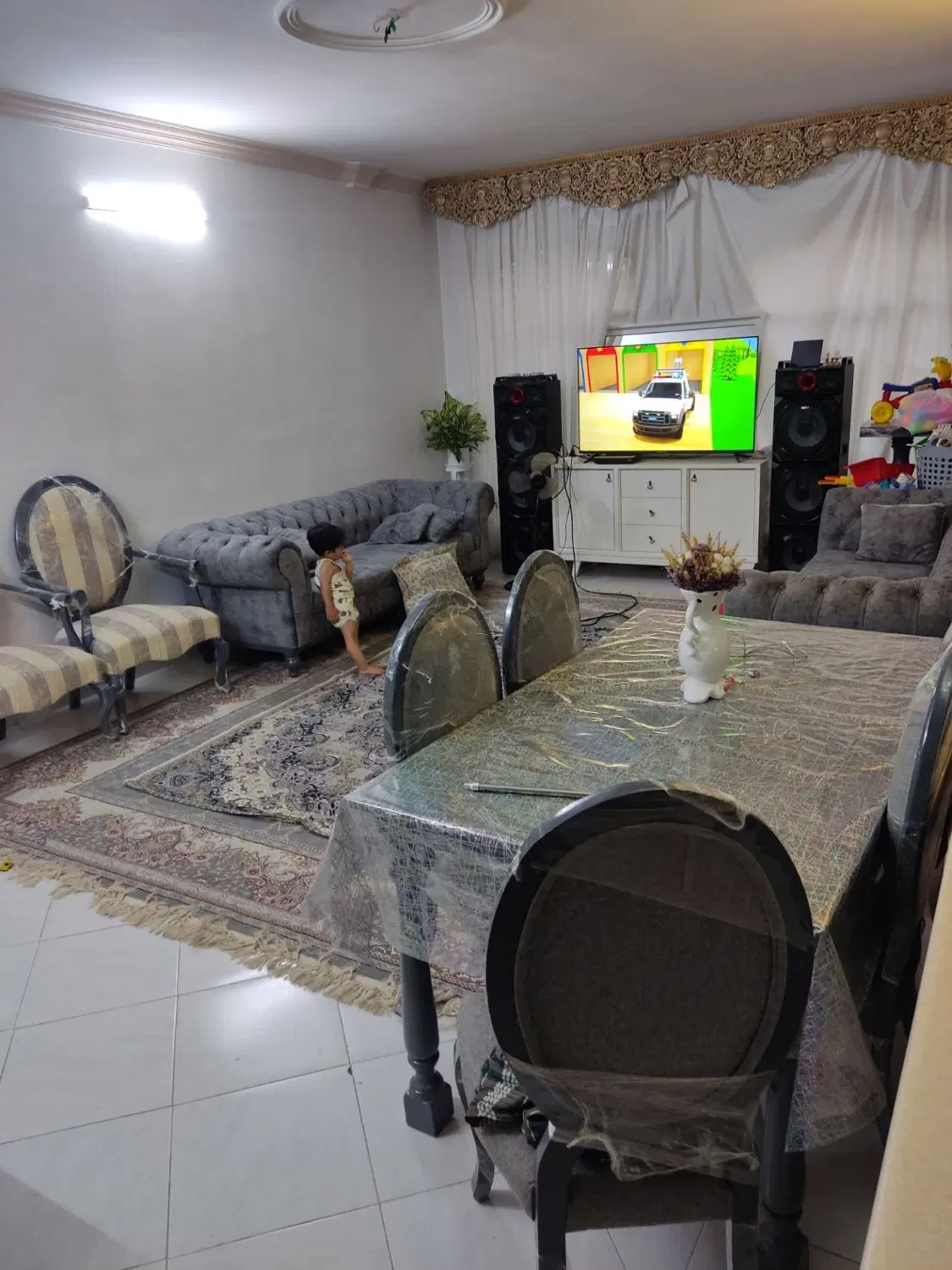 آپارتمان ۱۱۰ متری