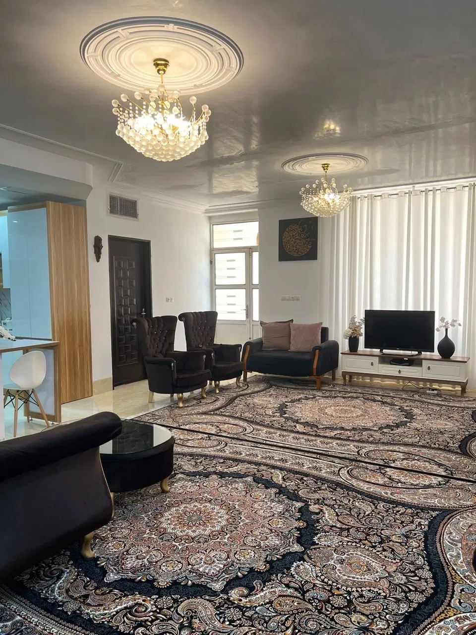 سه خوابه ۱۶۰ متر +۸۰ متر حیاط اختصاصی