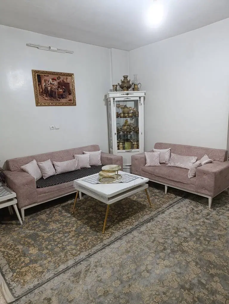 خانه ویلایی سه طبقه مجزا