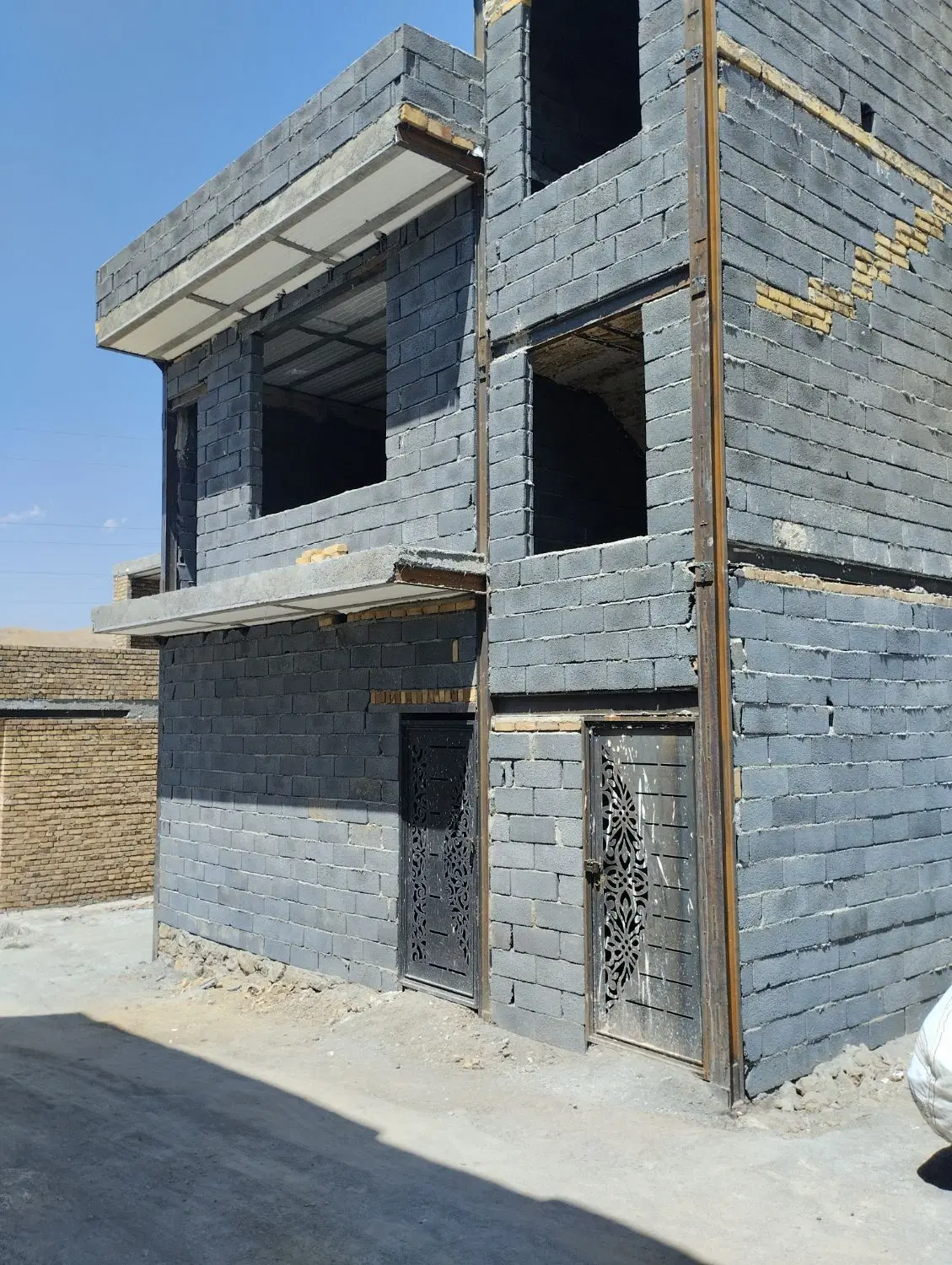 ملک مسکونی میدان قلم