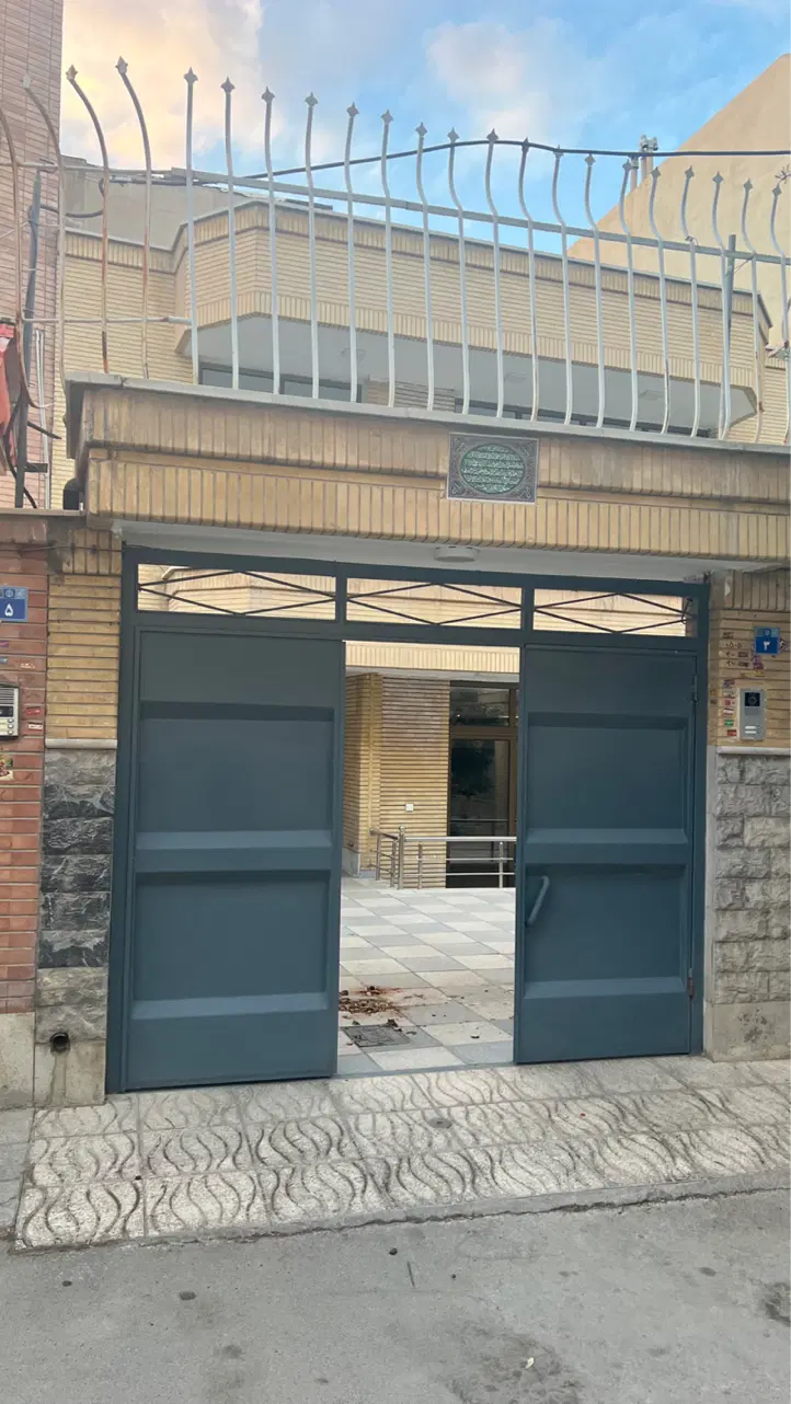 فروش ویلایی فول بازسازی شده استاد شهریاری شمالی