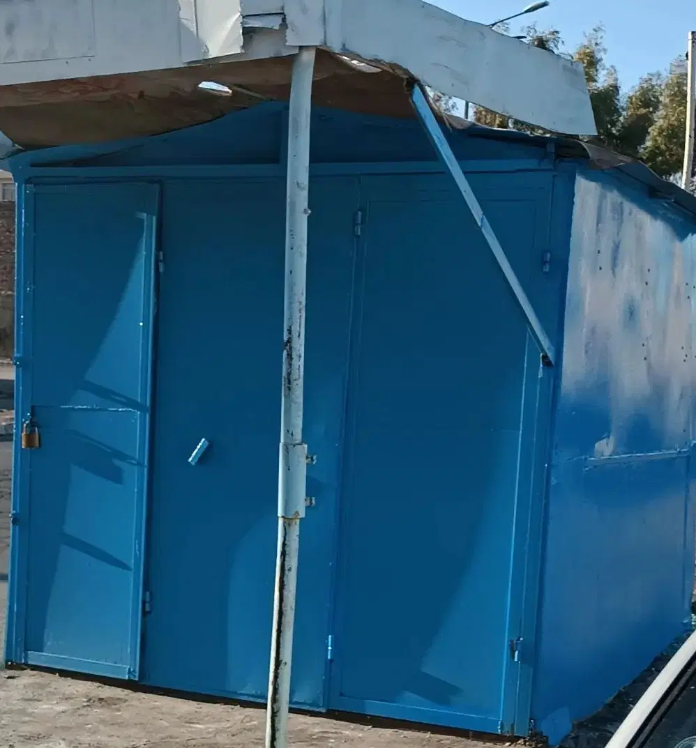 دکه خیابان انقلاب