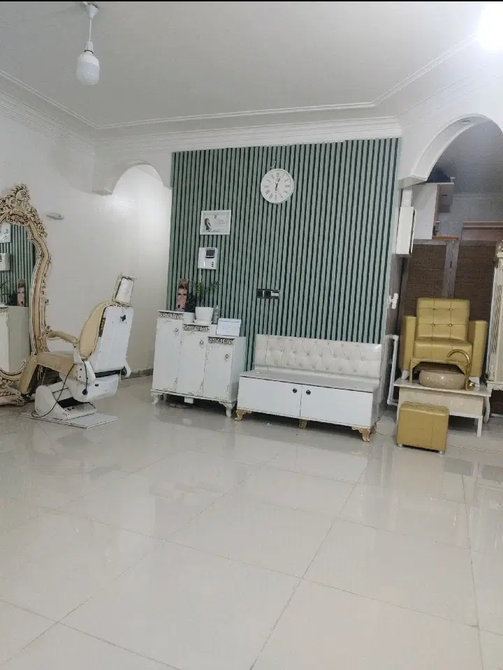 اجاره لاین وسالن زیبایی