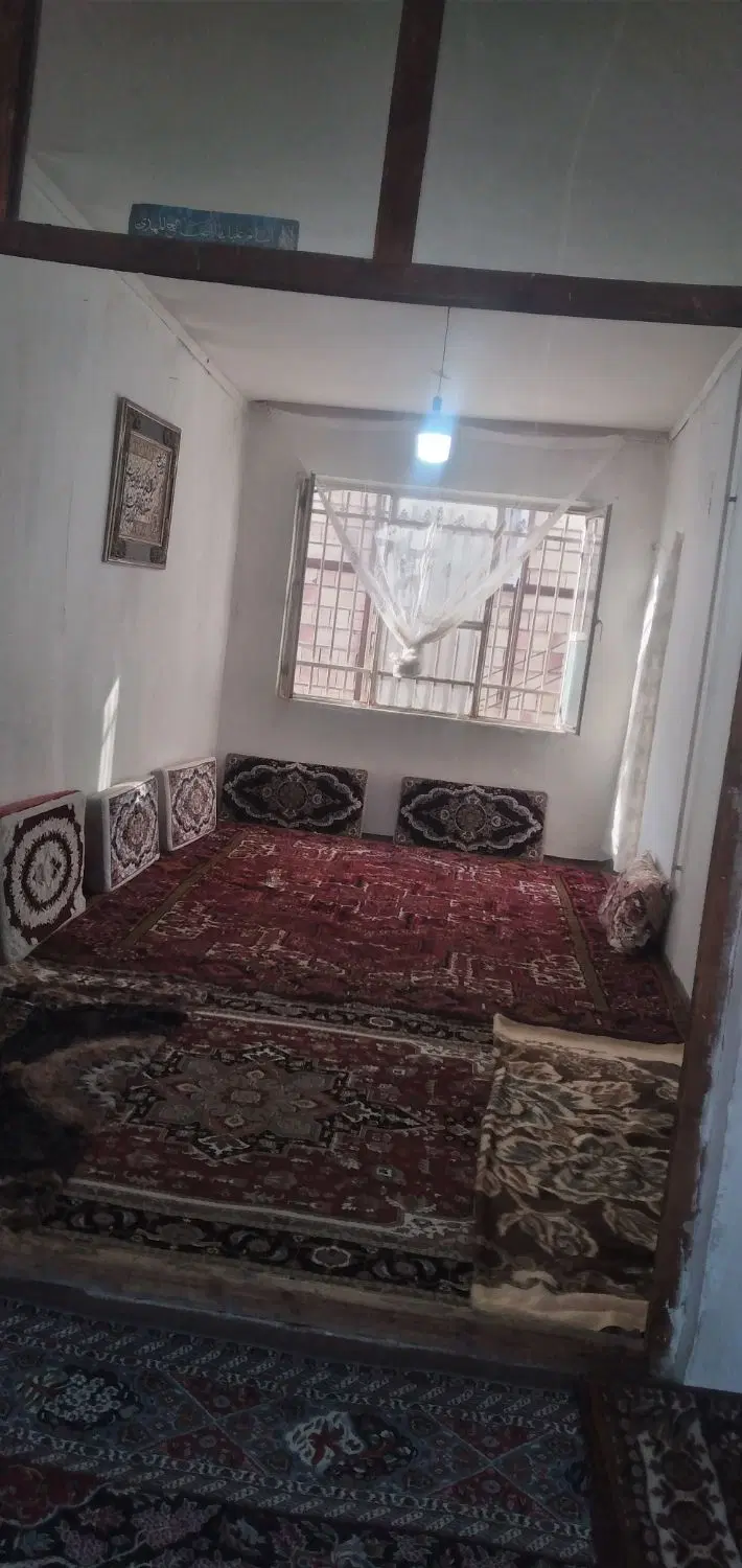 حیاط ۴۰متری دوطبقه دربهمن آباد