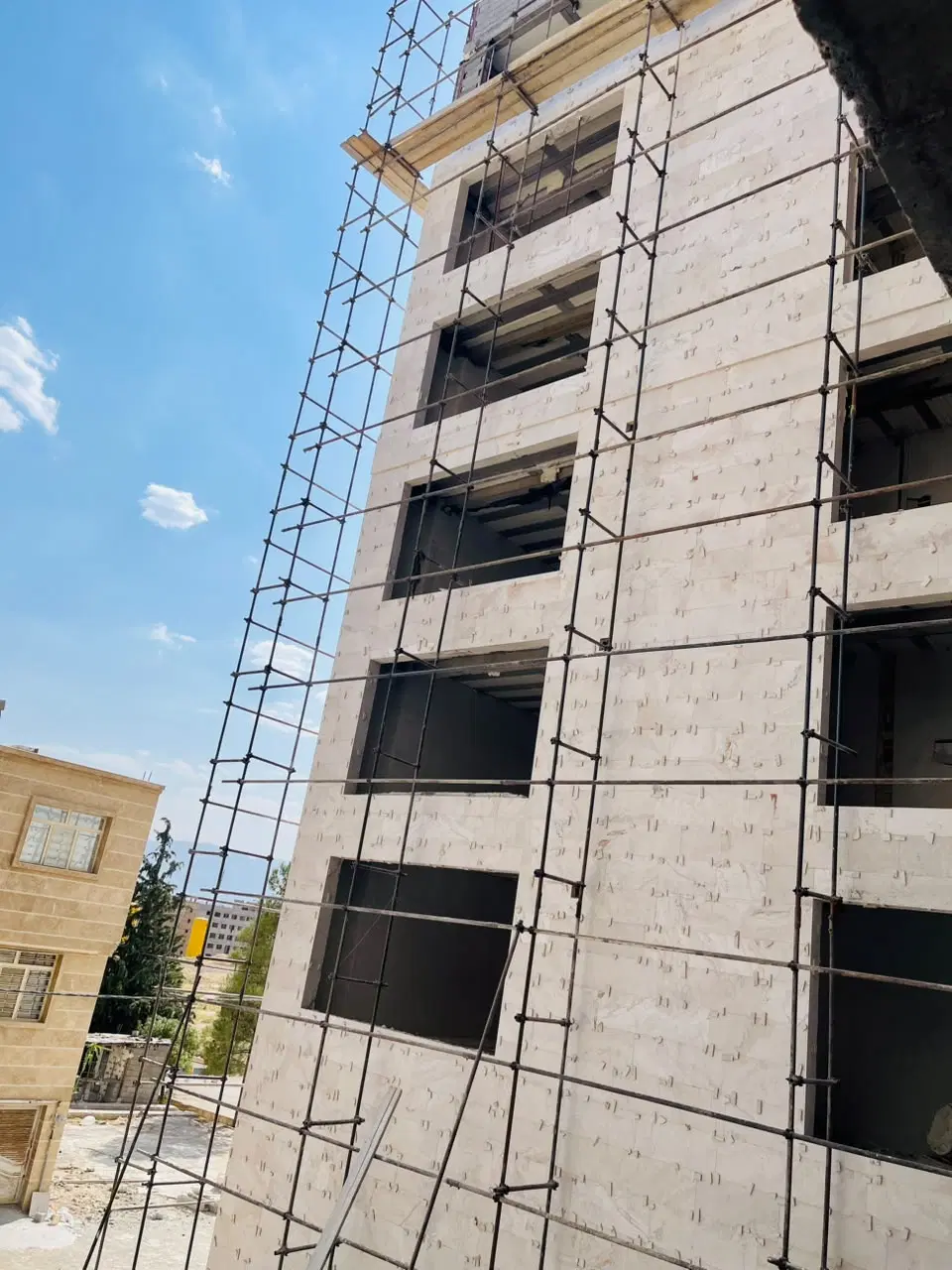 فروش آپارتمان صدرا فاز ۲