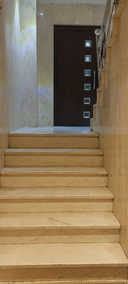 فروش آپارتمان ۱۳۵متری ۳خوابه واقع درشهرک صدف