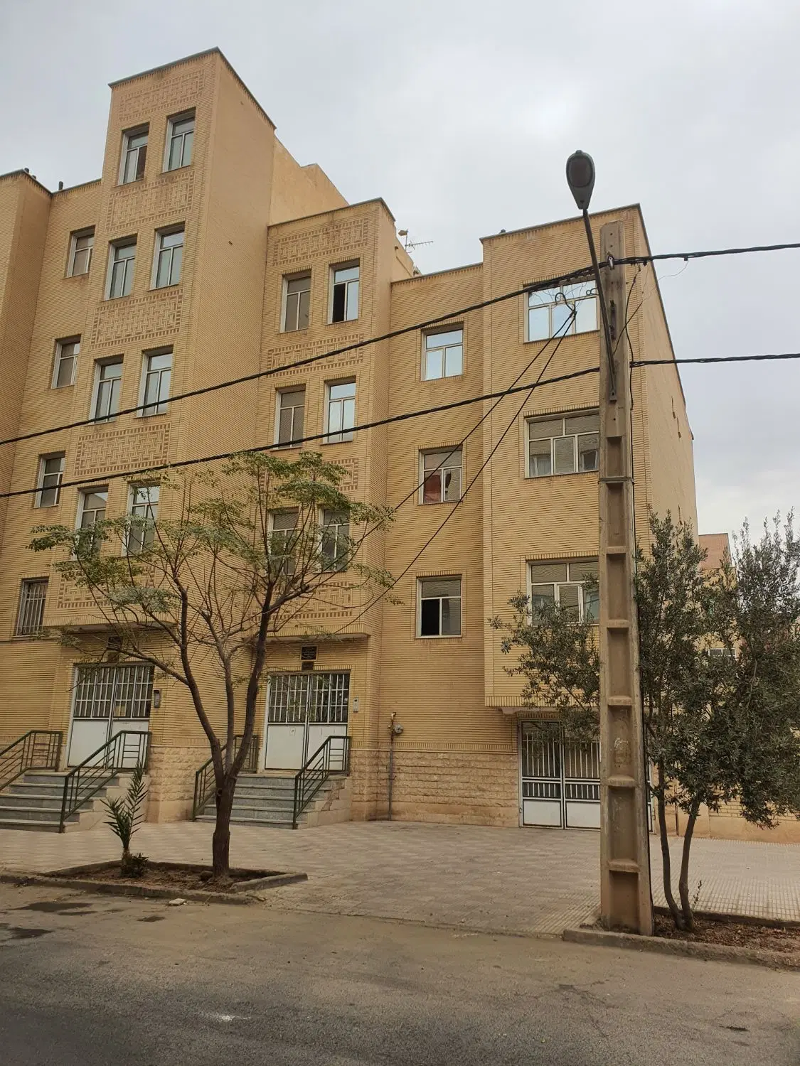 تک واحدی البرز ۴